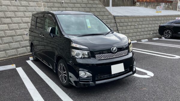 【横浜市K様】トヨタ ヴォクシーを買取させて頂きました。